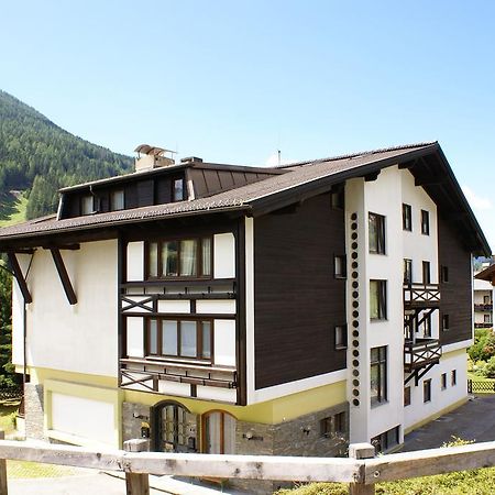 Haus Schuschnig Apartamento Bad Kleinkirchheim Exterior foto