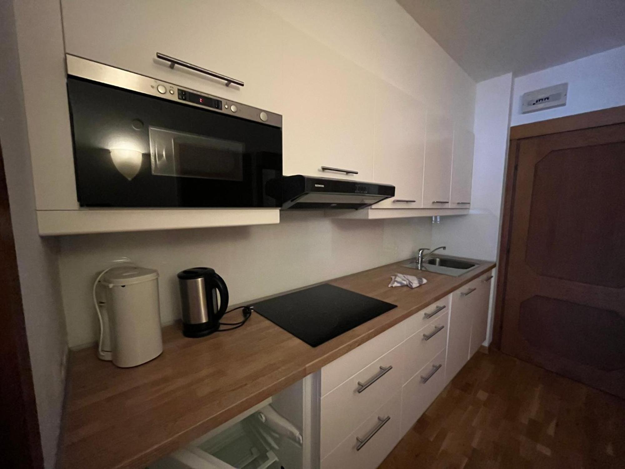 Haus Schuschnig Apartamento Bad Kleinkirchheim Exterior foto