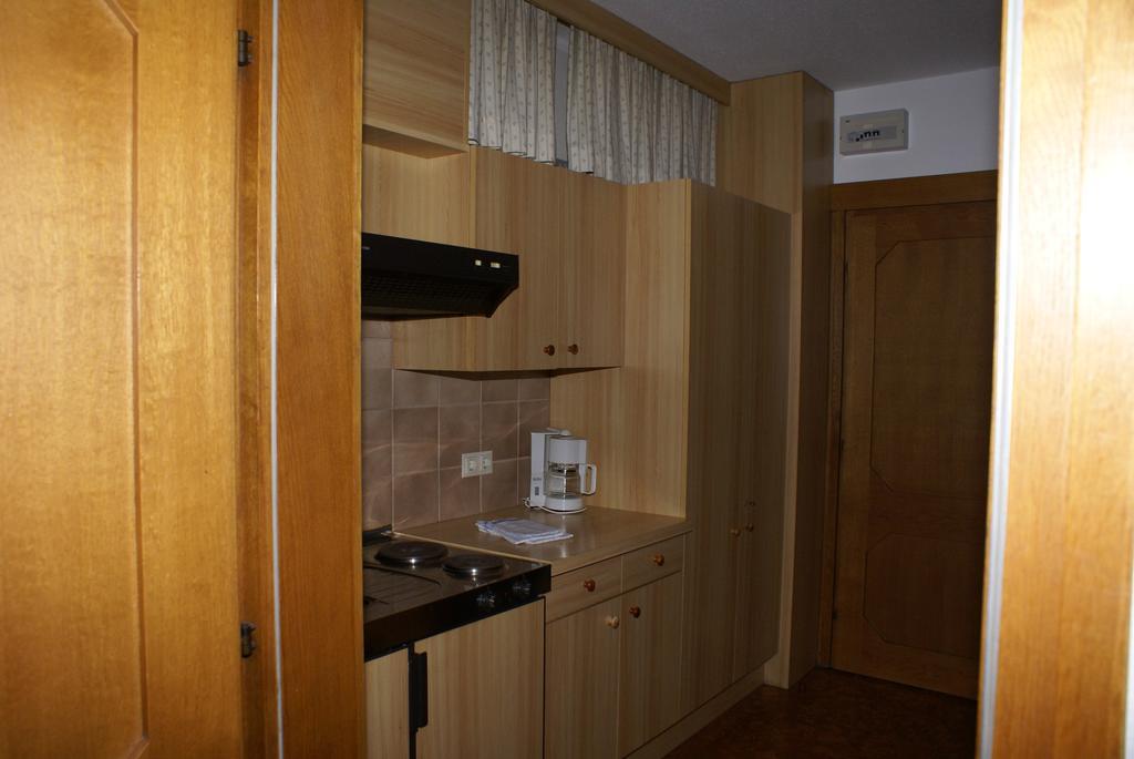 Haus Schuschnig Apartamento Bad Kleinkirchheim Quarto foto